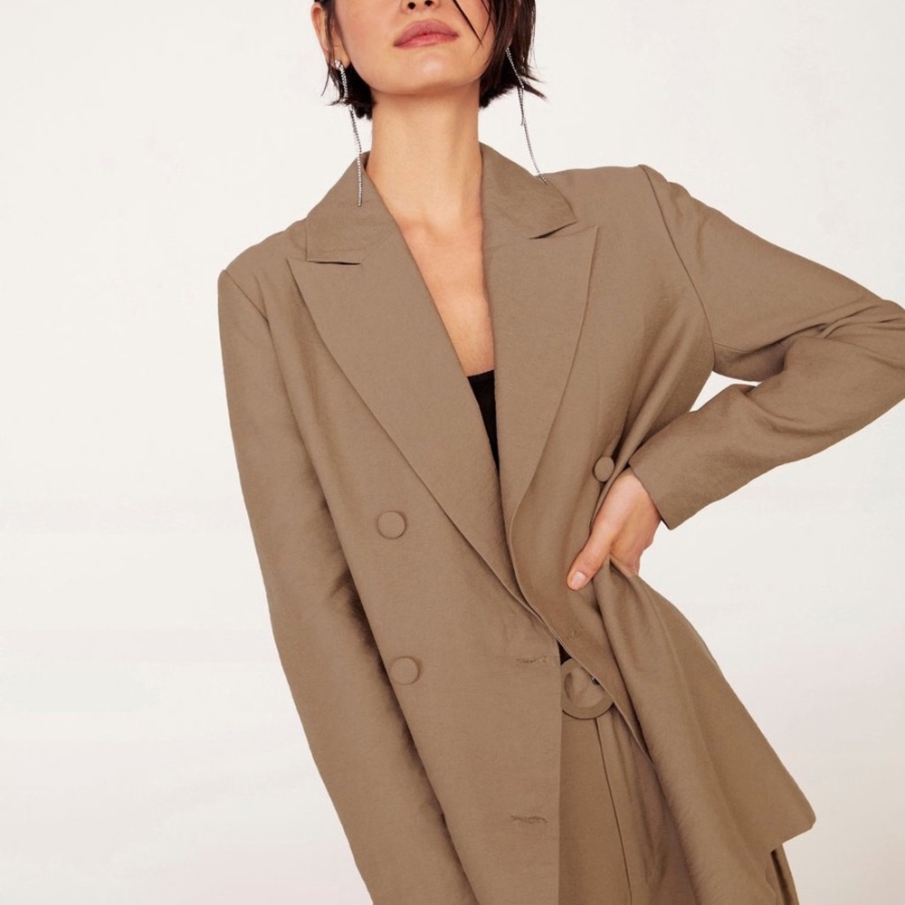 Jacket + Pant Suit. Oversized double breasted blazer w/ wide legged belted pants